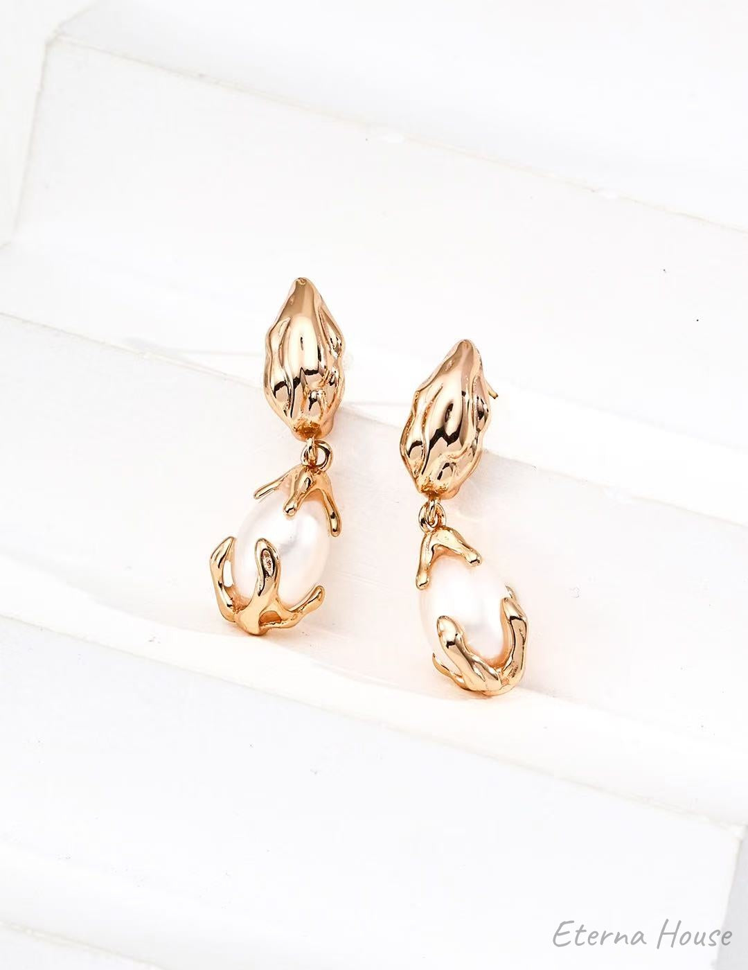 Natural Pearl Earrings