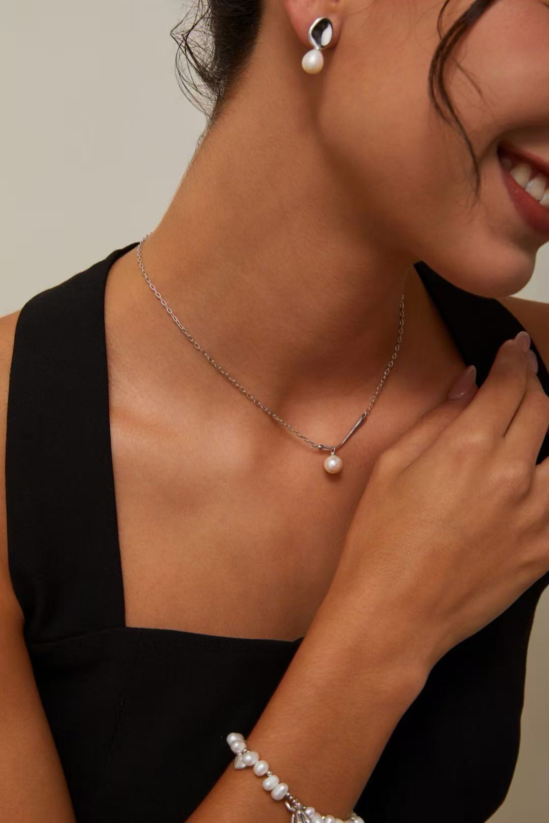 S925 Pearl Necklaces