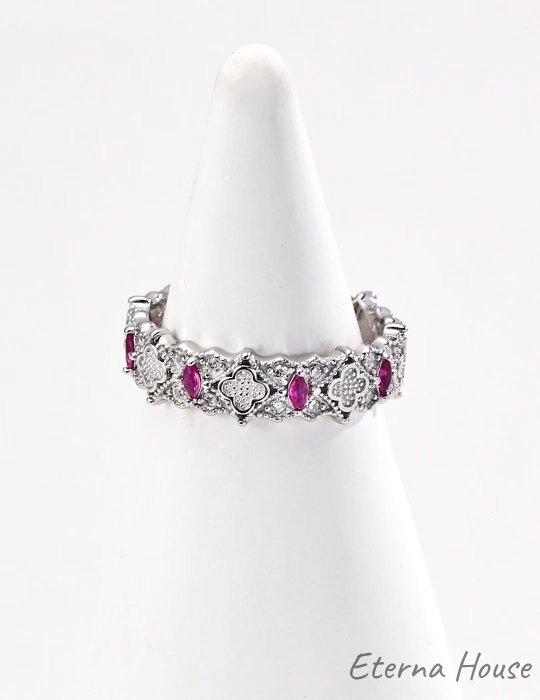 Vintage Zircon Ring