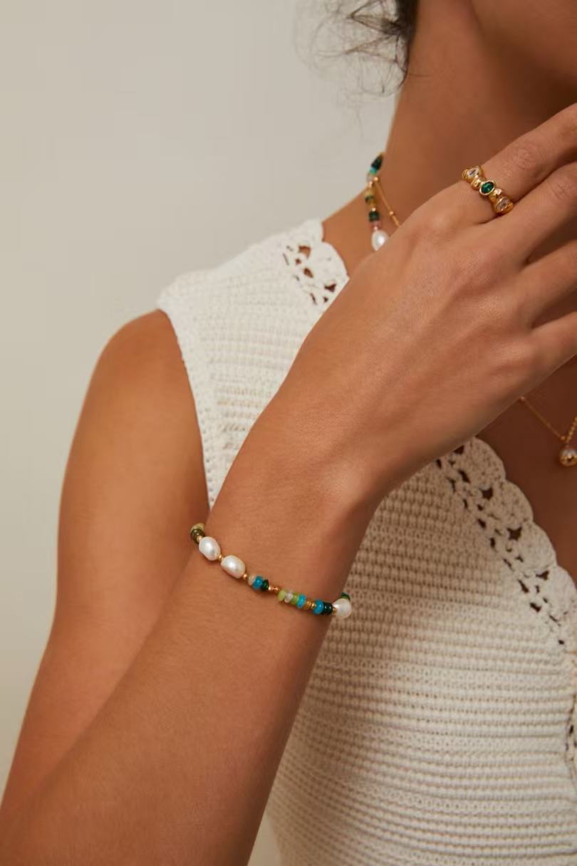 Charming Golden Rainbow Pearl Bracelet