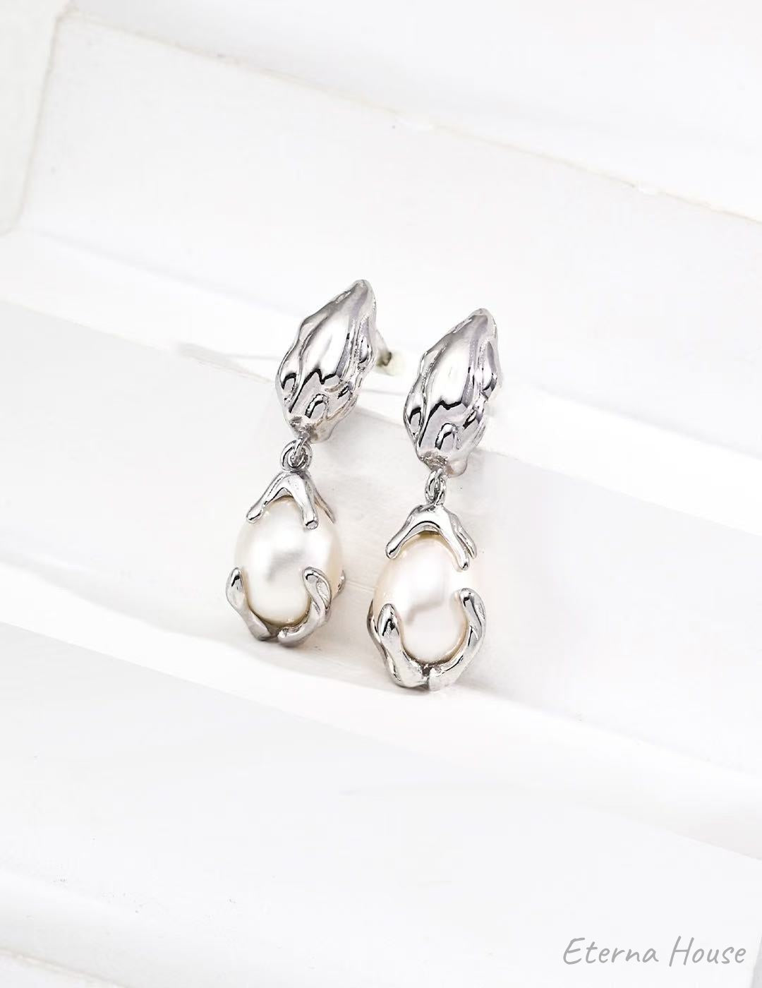 Natural Pearl Earrings