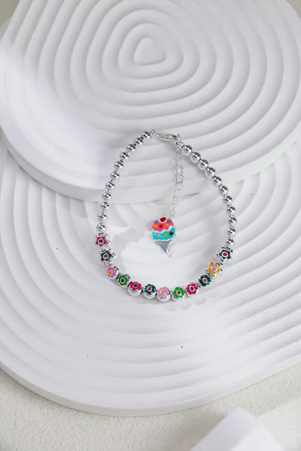 Fresh & Colorful Floral Bracelet